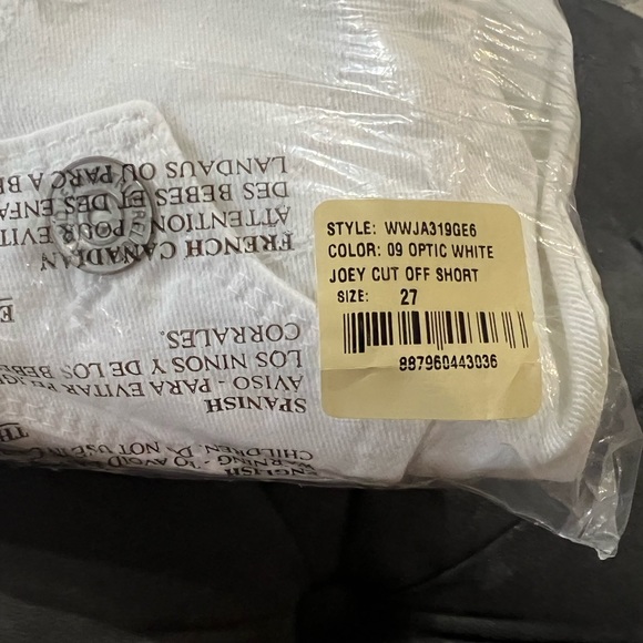 True Religion Joey Cutoff Shorts - Picture 2 of 3